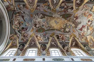 Make your travel photography stand out. Follow this simple travel photography guide to get unique travel photographs