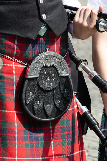 Scotland Bagpiper close-up