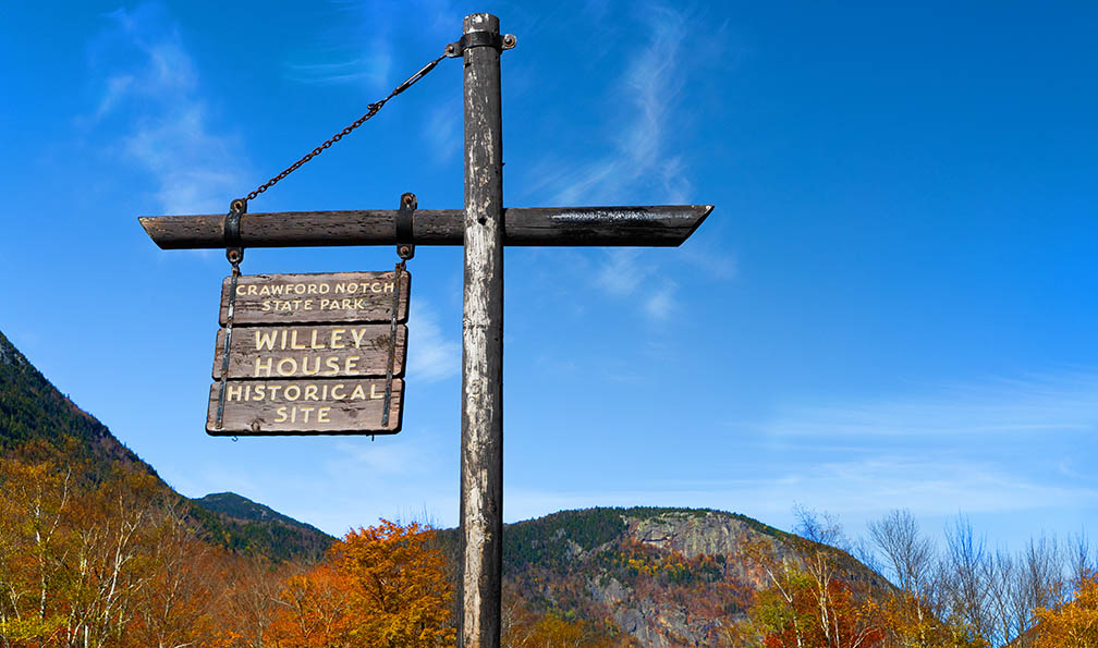 Willey House and Pond