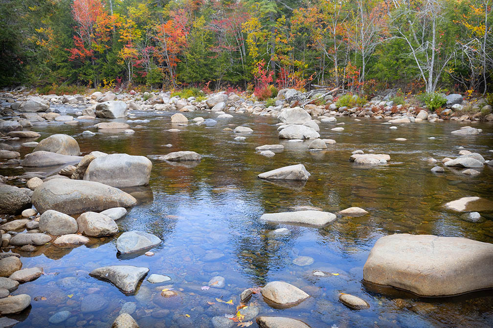 Up the River From Lower falls Kancamagus Fall Foliage Lower-falls-Kancamagus-Fall-foliage