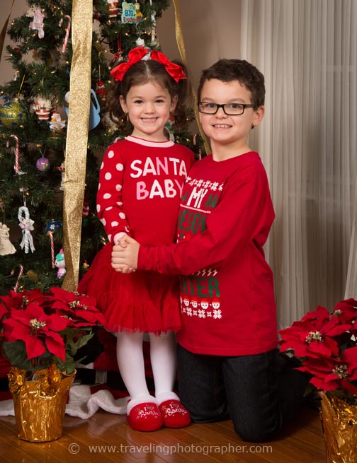 Christmas photos taken of children at home by Bruce Lovelace, The Traveling Photographer